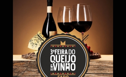 QUEIJO E VINHO INVADEM A BAIXA DE FARO