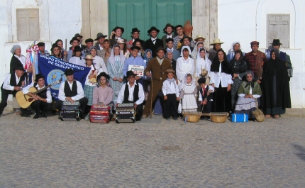 Quelfes mostra Etnografia  e Folclore em julho