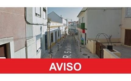 RUAS 5 DE OUTUBRO E JOSÉ ESTEVÃO, EM SILVES, SOFREM CORTE DE TRÂNSITO