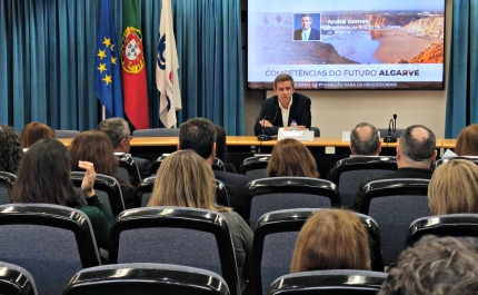  ALGARVE LANÇA AMBICIOSO PROJETO DE FORMAÇÃO  PARA PROFISSIONAIS DO SETOR DO TURISMO 