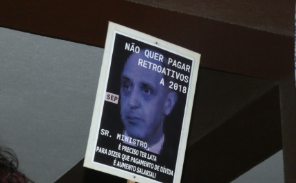 Enfermeiros do Centro Hospitalar do Algarve em greve parcial em 02 de fevereiro - Sindicato