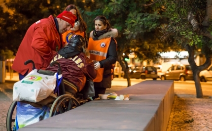 Sem-abrigo de Olhão com apoio suplementar em noites de frio anormal