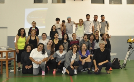 O Pavilhão Municipal Jacinto Correia, em Lagoa, recebeu Mega Aula de Mind & Body integrada no Programa Viva +