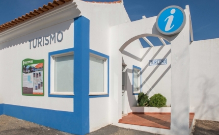 POSTO DE TURISMO DE SANTA CLARA-A-VELHA REABRE AO PÚBLICO