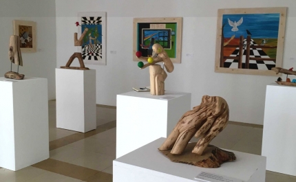 Novas exposições chegam ao Centro Cultural de Lagos