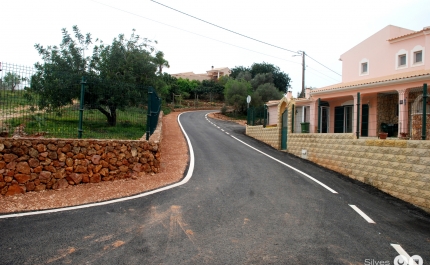 Município de Silves pavimentou os arruamentos da Venda Nova