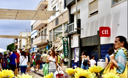 Comerciantes de Vila Real de Santo António organizam domingo «stock out»