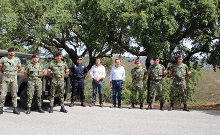 Exército português patrulha Floresta são-BRASENSE