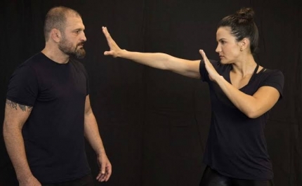 CPCJ PROMOVE TREINO DE DEFESA PESSOAL PARA MULHERES EM QUARTEIRA