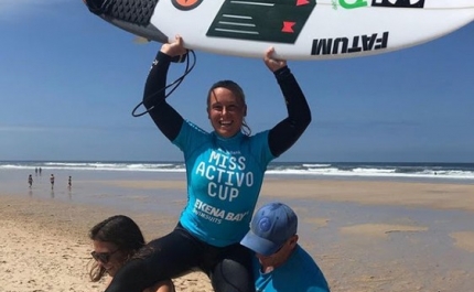 Surfista algarvia conquistou o título de forma antecipada, na Costa Nova, e venceu a Miss Activo Cup