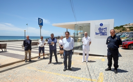 Secretário de Estado visita praias de Lagos