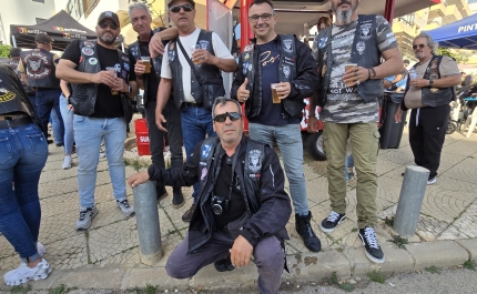 Grupo Motard de Quarteira celebrou 27 anos em festa com paixão pelas duas rodas 