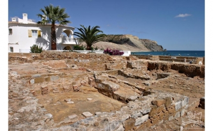 LAGOS AVANÇA: com valorização das ruínas romanas da Praia da Luz