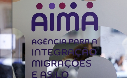 Autorizações de residência caducadas prolongadas até 15 de outubro