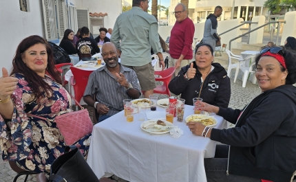 «Tarde Tropical» celebra a Dipanda em Quarteira