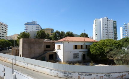 Assinatura do contrato de construção da nova Escola de Hotelaria e Turismo de Portimão