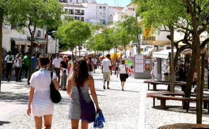 «ALBUFEIRA ONLINE» QUER MUNICIPO COM MAIS REDE WI-FI NUM PROJETO QUE ASCENDE A CERCA DE 179 MIL EUROS