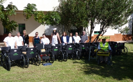 Caminhada Solidária resulta em donativo de Cadeiras de Rodas ao Hospital de Portimão