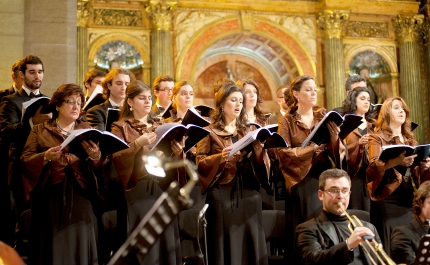 Coro Gulbenkian traz clássicos  de Natal à Igreja Matriz de Olhão