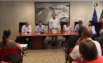 Presidente da Câmara de Albufeira junta empresários de animação noturna  