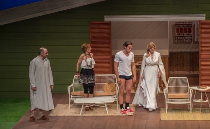 «VANYA E MASHA E SONIA E SPIKE» UMA COMÉDIA HILARIANTE NO AUDITÓRIO MUNICIPAL DE ALBUFEIRA