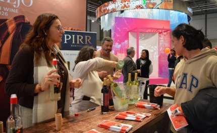 Almodôvar promoveu Rota do Medronho na FITUR, em Madrid