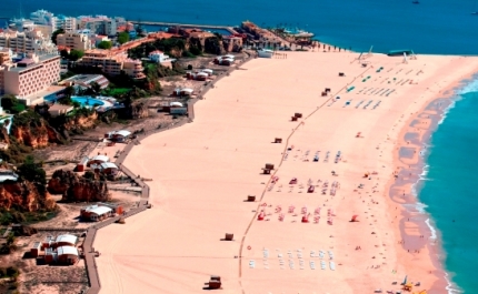 Saneamento de arribas na Praia da Rocha conta com a ação do Grupo de Intervenção de Protecção e Socorro da GNR