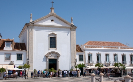 Celebração dos 250 anos da igreja matriz de Vila Real de Santo António inclui conferência de D. Manuel Clemente