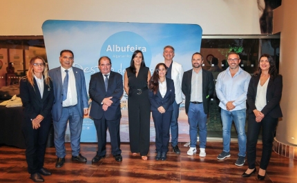 ALBUFEIRA RECEBE CENTENAS DE PERSONALIDADES LIGADAS AO TURISMO, GOVERNANTES E JORNALISTAS NO DIA MUNDIAL DO TURISMO 