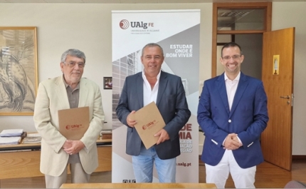 AHETA E FACULDADE DE ECONOMIA DA UALG ASSINAM PROTOCOLO