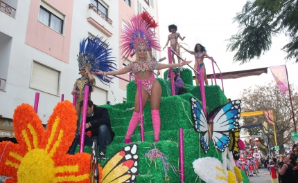 Carnaval de Loulé bate recordes de afluência e boa disposição