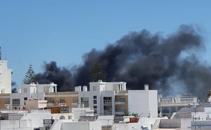 Grande Incêndio em estaleiro em olhão