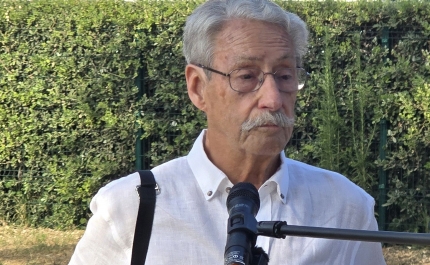 Vilamoura planta a primeira árvore do Parque Verde Arqº Paisagista Fernando Pessoa