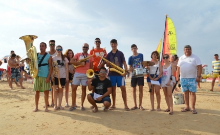 Banda Musical Castromarinense dá música às praias de Castro Marim