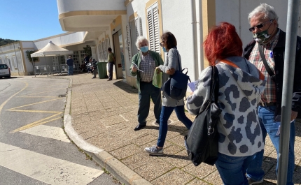 PCP promove ações no Algarve em defesa do Serviço Nacional de Saúde