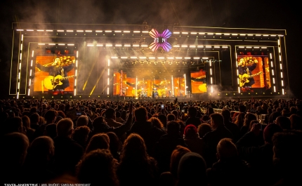 ALBUFEIRA PROTAGONIZOU O MAIOR FIM DE ANO DO PAÍS COM MILHARES DE PESSOAS A DESPEDIREM-SE DE 2025 NA PRAIA DOS PESCADORES 