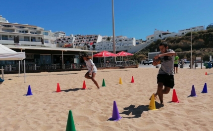 «VERÃO DESPORTIVO ALBUFEIRA 2022» NÃO DÊ FÉRIAS AO DESPORTO! PARTICIPE E TRAGA OS AMIGOS!