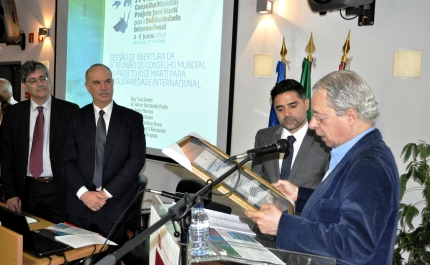 Autarca de Vila Real de Sto. António debate em Havana desafios do projeto europeu