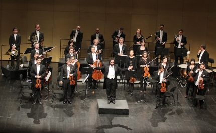   Orquestra Clássica do Sul no Templo Romano de Évora em concerto integrado na «Estação das Orquestras»