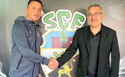 Bandarra renova contrato com Farense até 2024