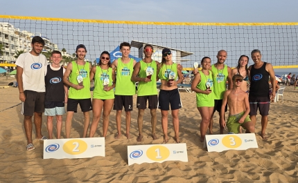 Torneio Misto Voleibol Praia Fit Quarteira enche areal de emoção e desportivismo