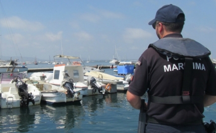 Polícia Marítima e Autoridade Portuária retiram 100 embarcações do Porto de Pesca da Culatra