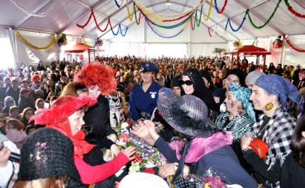 Bailes animam Carnaval  em Monte Gordo e VRSA