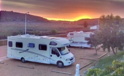 Autocaravanismo causa mal-estar entre residentes de Altura