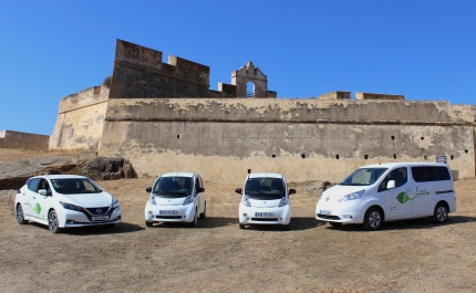 Transporte social, fiscalização e serviço de águas trabalham com veículos 100% elétricos