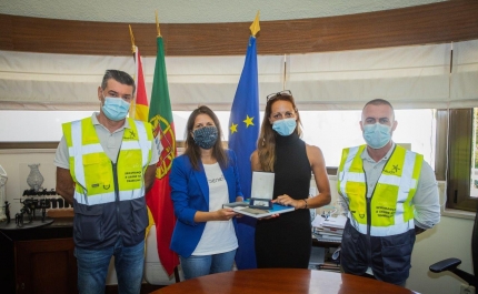 VICE-PRESIDENTE DO MUNICÍPIO DE ALBUFEIRA RECEBE CIDADÃ QUE EM AGOSTO SALVOU A VIDA A UM JOVEM QUE SE ENCONTRAVA DE FÉRIAS NO CONCELHO