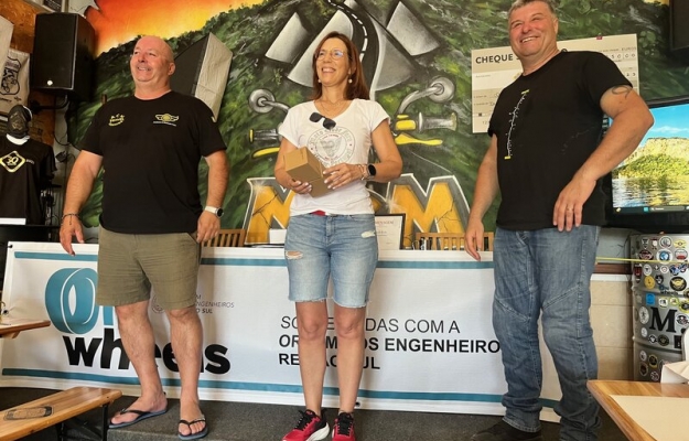 Clube de Engenheiros On Wheels promove Formação de Condução Defensiva de Moto
