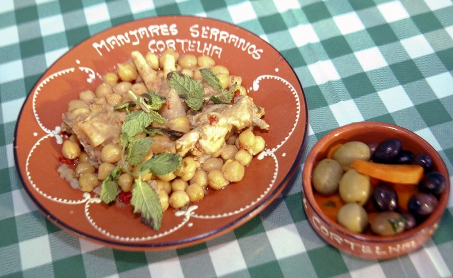 Manjares Serranos promovem gastronomia e folclore