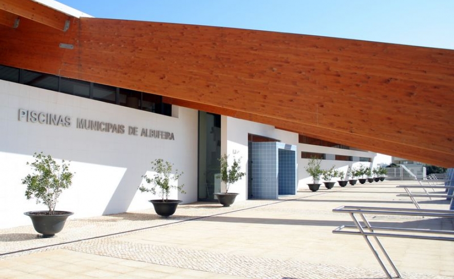 PISCINAS MUNICIPAIS DE ALBUFEIRA ENCERRAM PARA MODERNIZAÇÃO DO SISTEMA DE AQUECIMENTO
