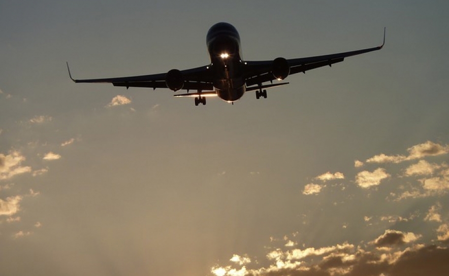Covid-19: Transporte aéreo cai 93% em fevereiro - INE